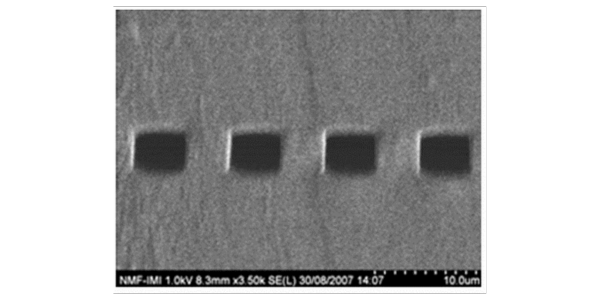 Room Temperature Microfluidic Device